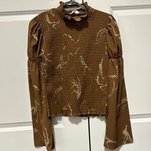 Oak and Fort Brown Smocked Women's Top